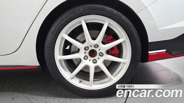 Hyundai AVANTE — Фото автомобиля 21