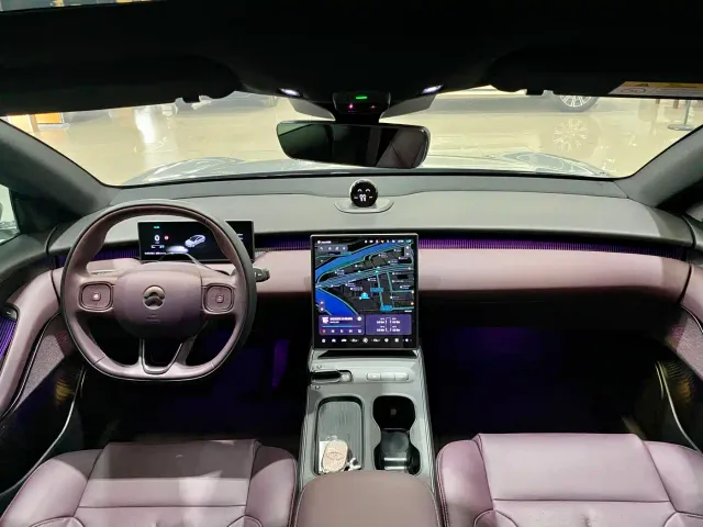 Nio ET5 — Фото автомобиля 18