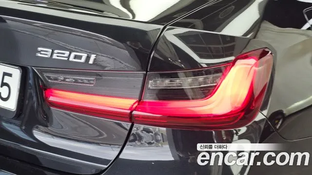 BMW 3 Series G20 — Фото автомобиля 23