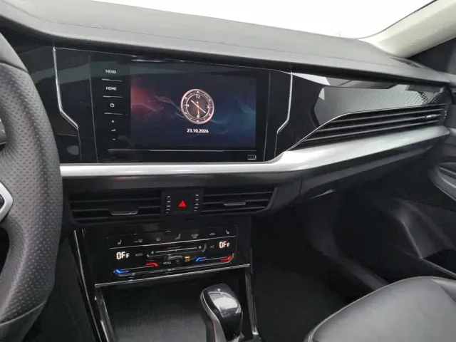 Volkswagen Passat — Фото автомобиля 12