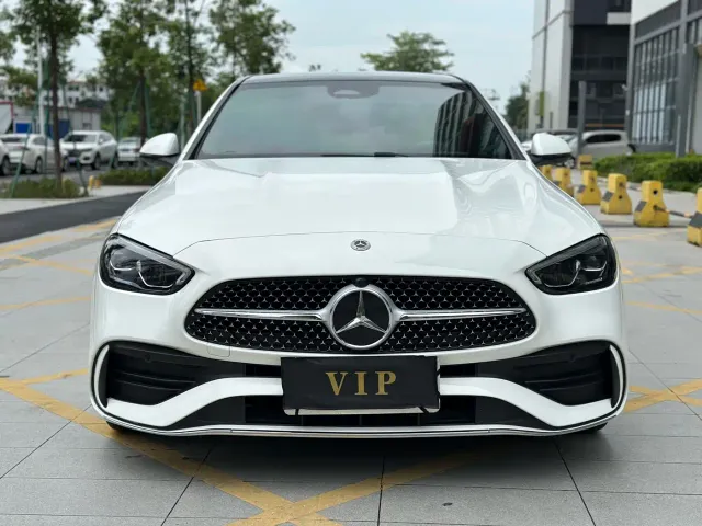 Mercedes-Benz C-Class — Фото автомобиля 2