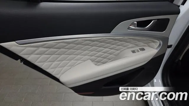 Genesis G70 Новый G70 Бензин 2.5T 4WD — Фото автомобиля 19