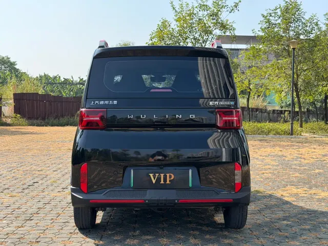 Wuling Hongguang Mini EV — Фото автомобиля 5