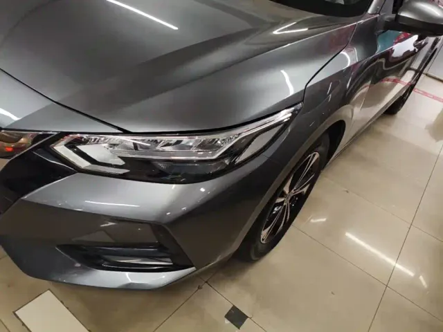 Nissan Sylphy — Фото автомобиля 23