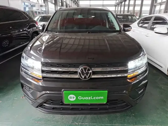Volkswagen Tharu — Фото автомобиля 2