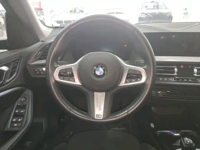 BMW 2 Series — Фото автомобиля 10