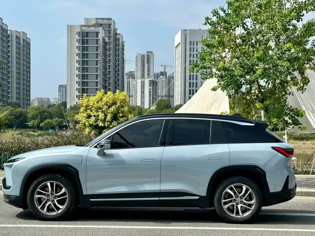 Nio ES6 — Фото автомобиля 3
