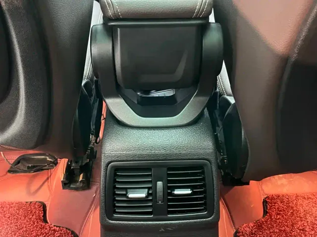 BMW X1 — Фото автомобиля 10