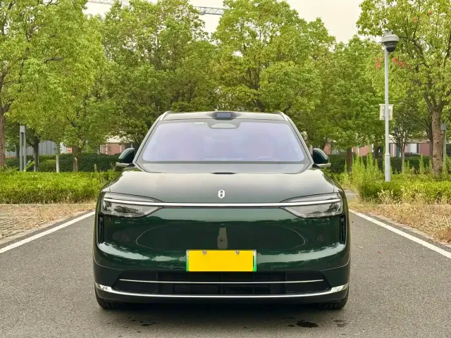 Aito M7 — Фото автомобиля 2