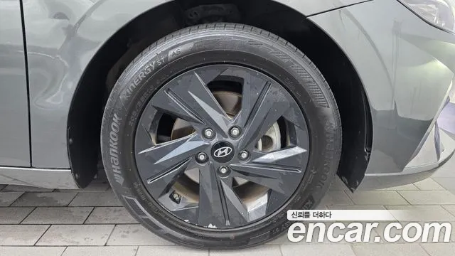 Hyundai Avante — Фото автомобиля 6