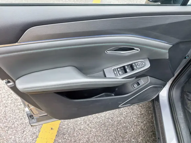 BYD Song L DM-i — Фото автомобиля 12