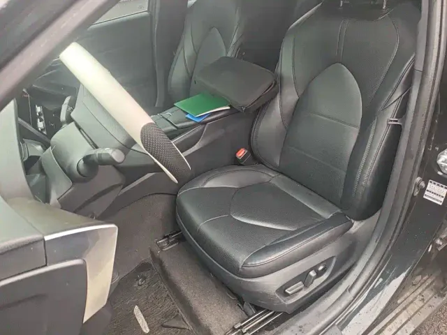 Toyota Avalon — Фото автомобиля 11