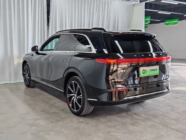 Xpeng G9 — Фото автомобиля 4