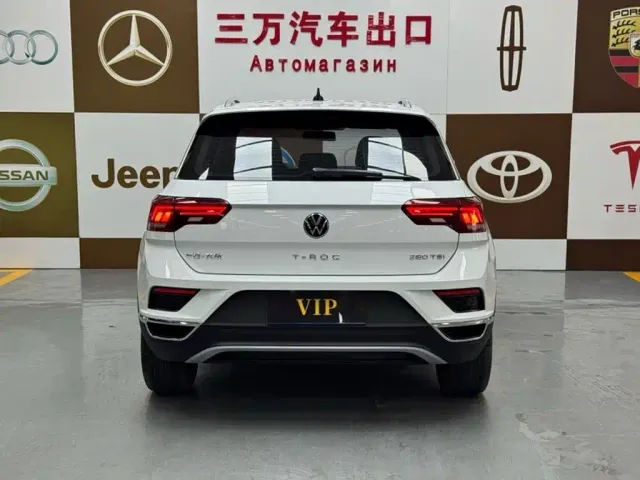 Volkswagen T-Roc — Фото автомобиля 5