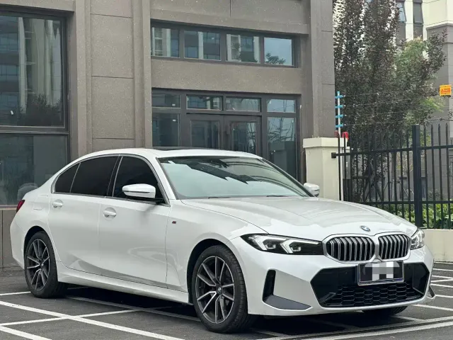 BMW 3 Series — Фото автомобиля 3