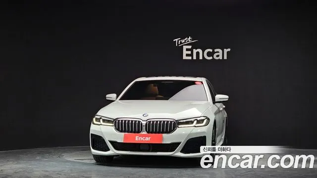 BMW 5-Series — Фото автомобиля 3