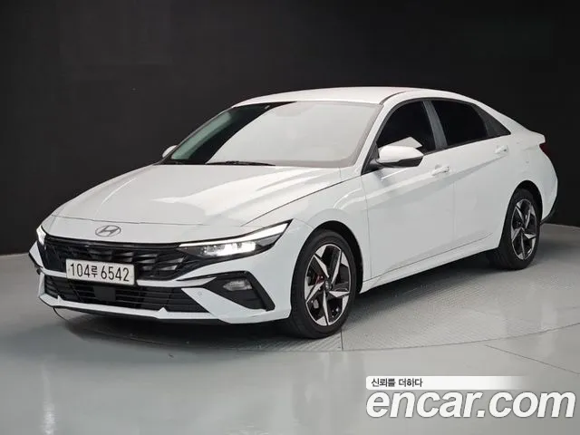 Фотография автомобиля — Hyundai AVANTE