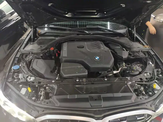 BMW 3 Series — Фото автомобиля 19