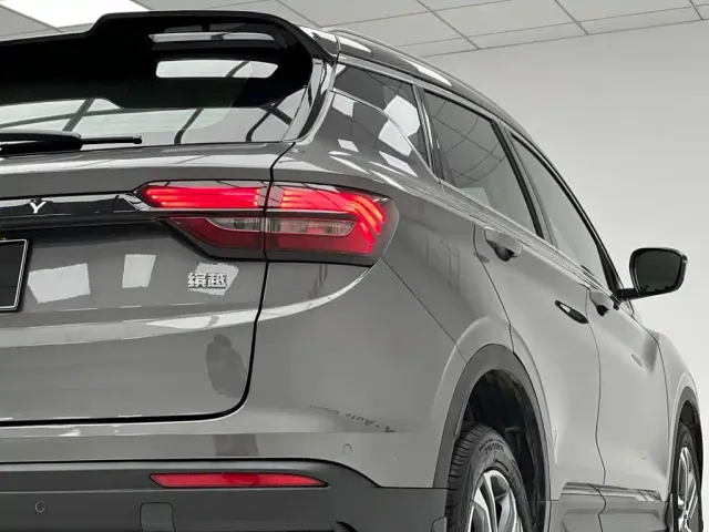 Geely Binyue — Фото автомобиля 14