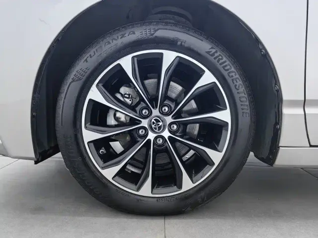 Toyota Avalon — Фото автомобиля 17