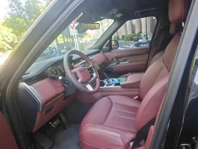 Land Rover Range Rover — Фото автомобиля 3