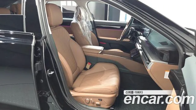Hyundai Grandeur GN7 — Фото автомобиля 16