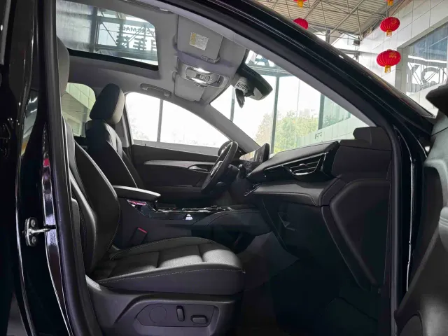 Buick Envision S — Фото автомобиля 22