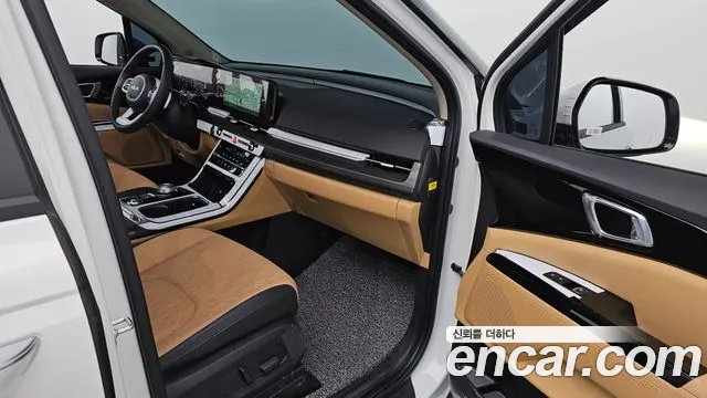 Kia Carnival Generation 4 — Фото автомобиля 16