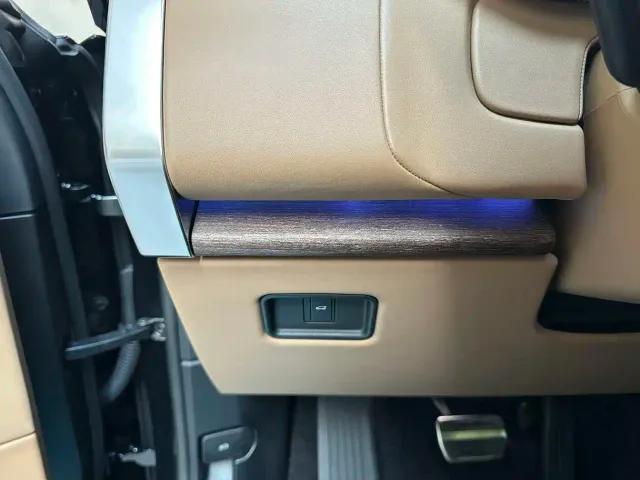 Land Rover Range Rover — Фото автомобиля 16