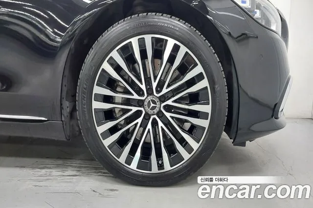 Mercedes-Benz S-Class — Фото автомобиля 5