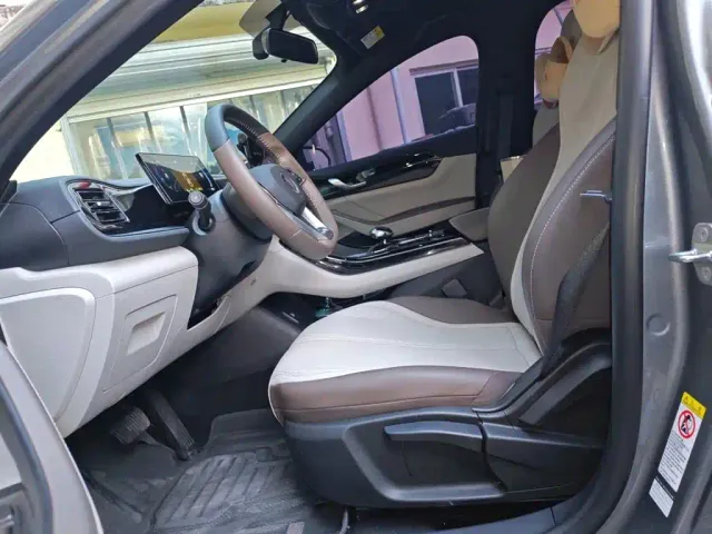 BYD Qin PLUS — Фото автомобиля 11