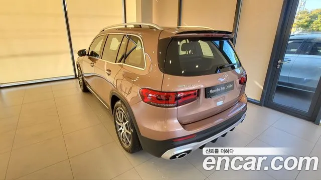 Mercedes-Benz GLB-Class — Фото автомобиля 2