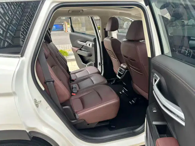 Geely Haoyue — Фото автомобиля 23
