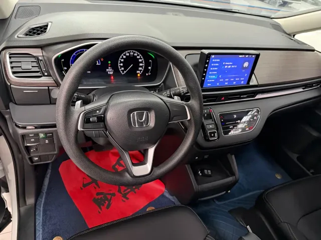 Honda Odyssey — Фото автомобиля 6