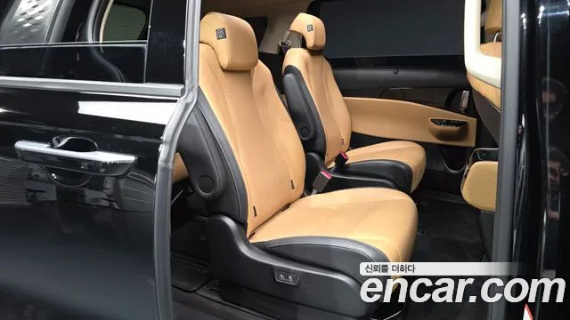 Kia Carnival Generation 4 — Фото автомобиля 18