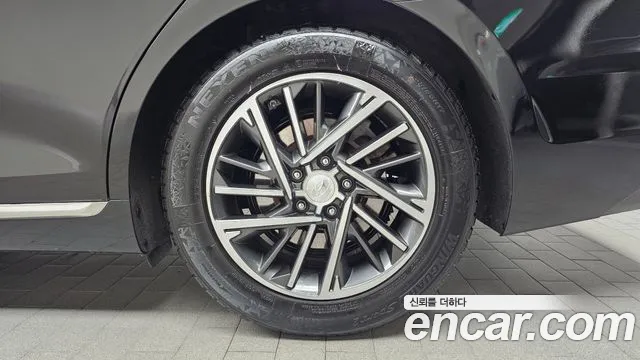 Hyundai Grandeur New — Фото автомобиля 6
