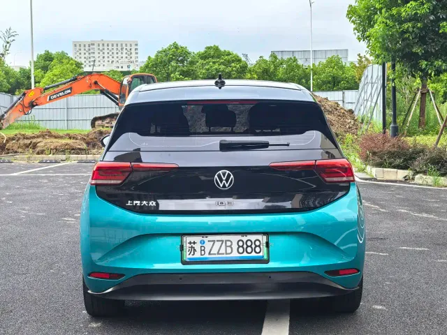Volkswagen ID.3 — Фото автомобиля 5