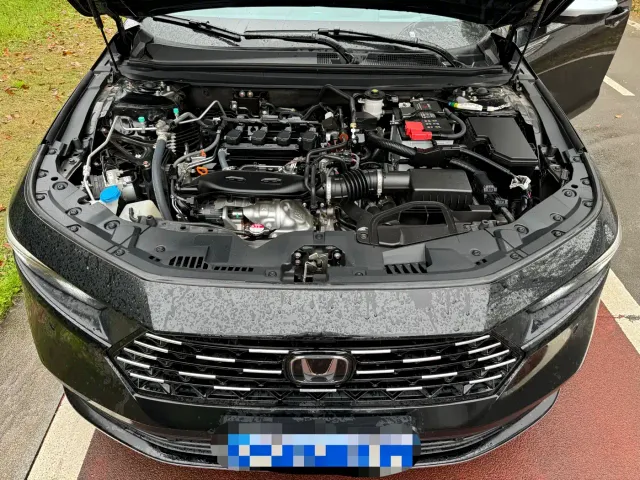 Honda Accord — Фото автомобиля 12