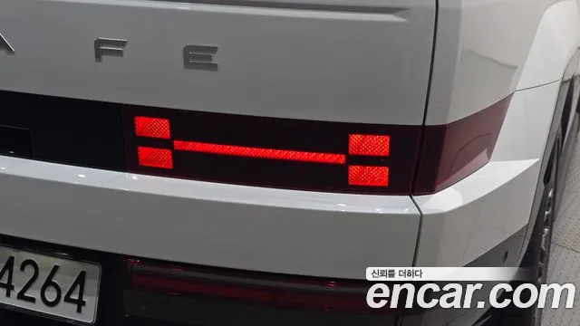 Hyundai Santa Fe MX5 — Фото автомобиля 8