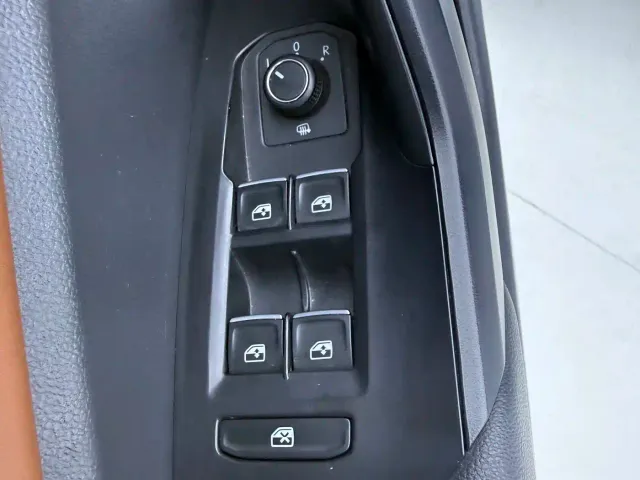Volkswagen Sagitar — Фото автомобиля 22