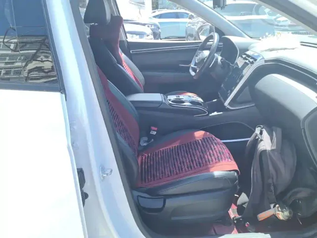 Hyundai Tucson — Фото автомобиля 24