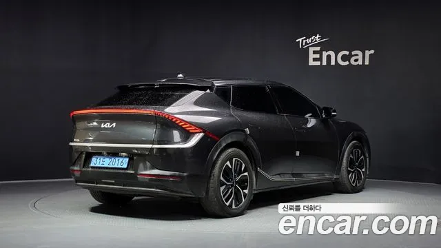 Kia EV6 — Фото автомобиля 2