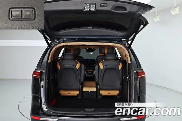 Kia Carnival Generation 4 — Фото автомобиля 20