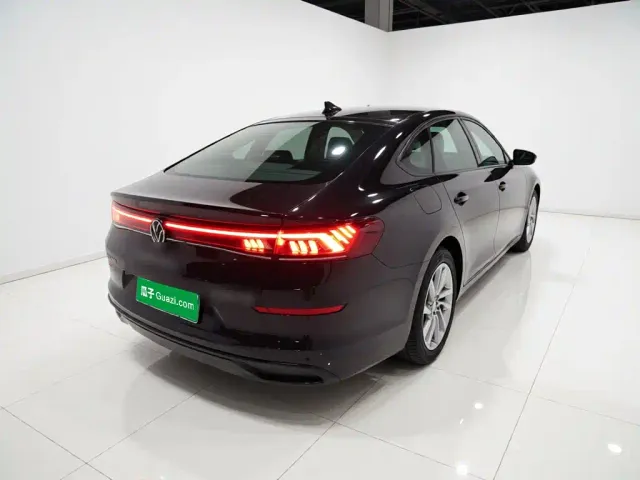 Volkswagen Lamando — Фото автомобиля 6