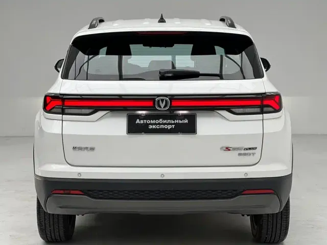 Changan CS35 Plus — Фото автомобиля 14