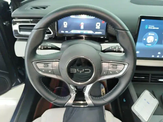 BYD Seal 06 — Фото автомобиля 10