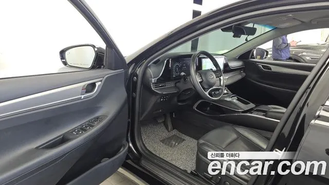 Hyundai Grandeur New — Фото автомобиля 15