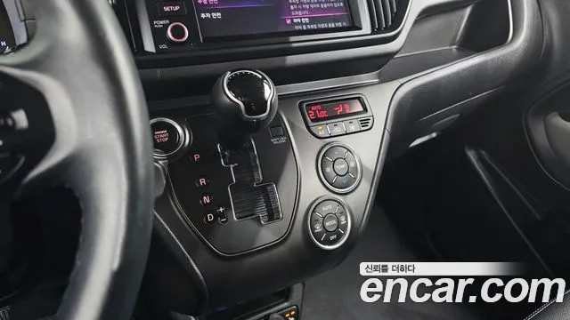 Kia RAY Новый Kia Ray Signature — Фото автомобиля 6