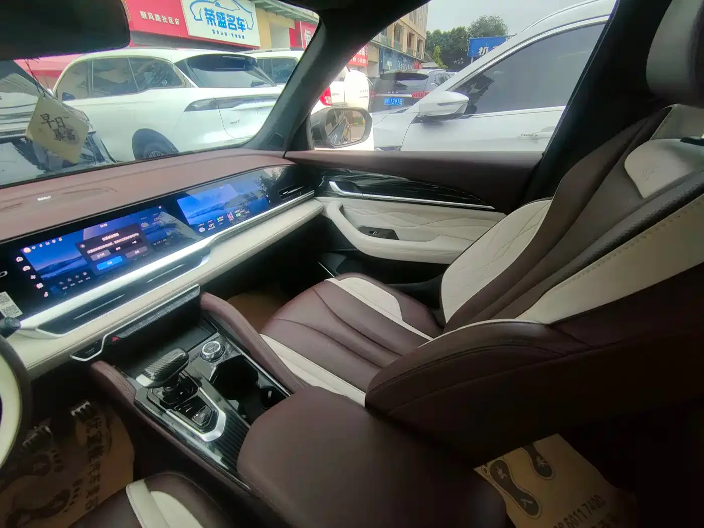 Geely Xingyue L 2023 2.0TD High-power Automatic 2WD Flagship — Фото автомобиля 9