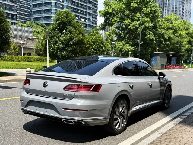Volkswagen CC — Фото автомобиля 4